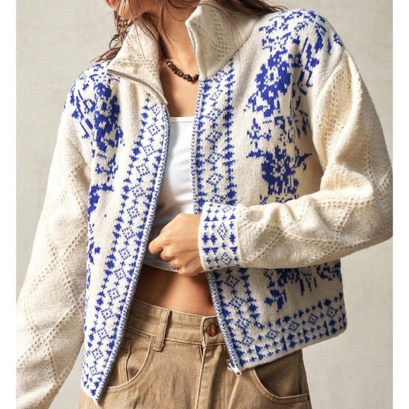 Sweaters - Cozy Floral Print Zip up High Neck Cardigan Sweater